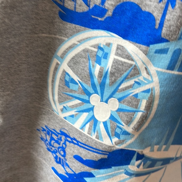 2022 Disneyland Sweatshirt - Picture 4 of 10